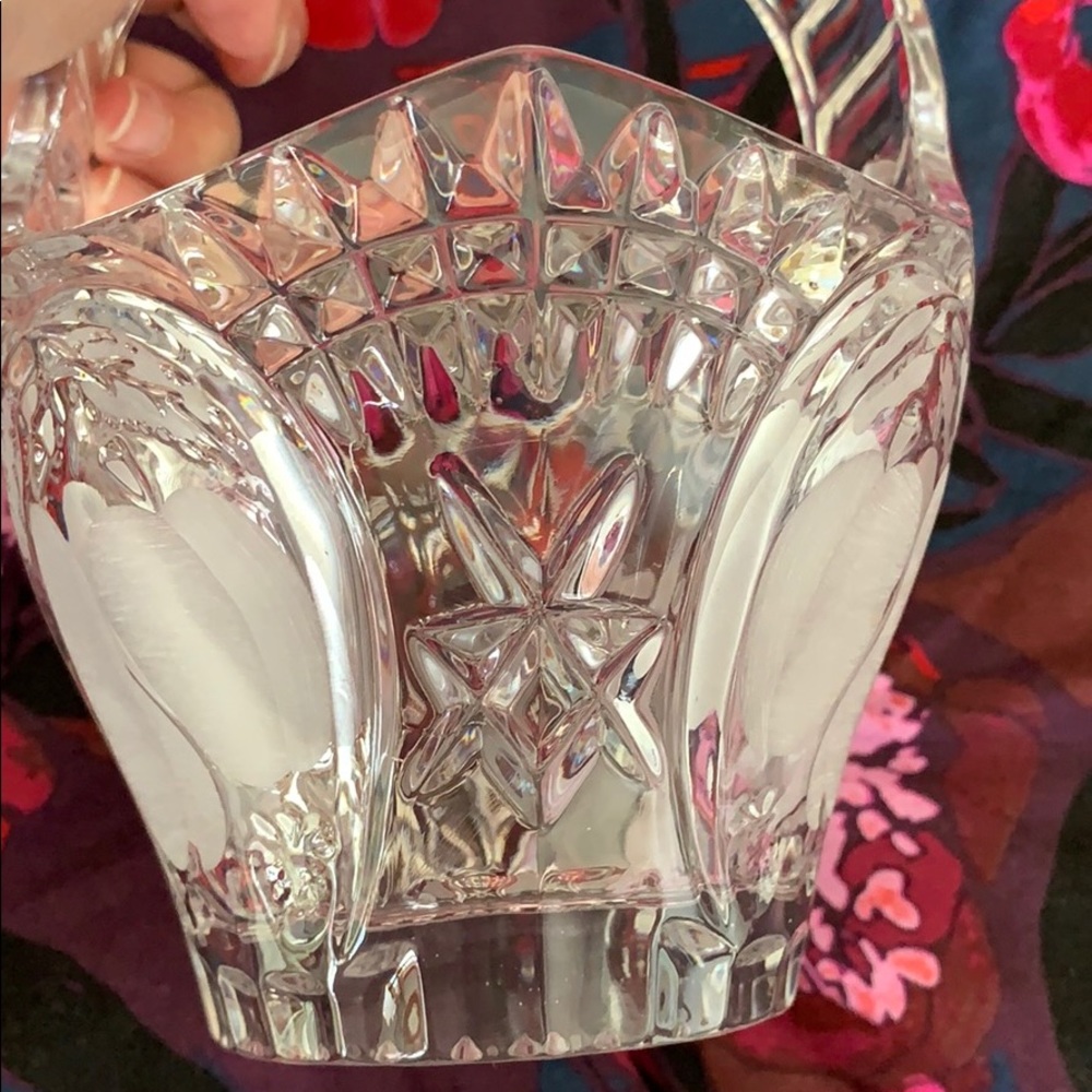 Lead Crystal Etched Cut Glass Basket - Picture 11 of 12